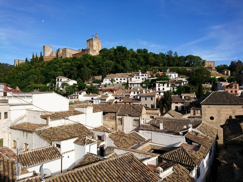Albaicín & Sacromonte: Tour with Flamenco Show - Albaicín and Sacromonte: Why This Pair Works So Well