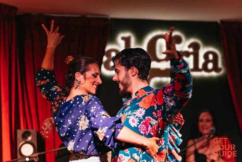 Alegria Flamenco in Malaga, with Transfer, Cocktail and Premium Location - Premium seating plus a welcome cocktail