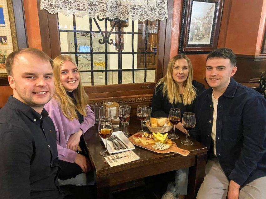 Authentic Flamenco Show & Tapas Tour in Granada - Your English Food Sherpa: the difference between watching and understanding