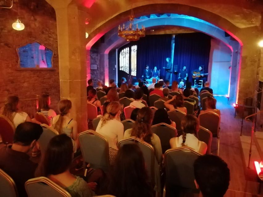 Barcelona: Flamenco Show at Palau Dalmases - Palau Dalmases: The 17th-Century Palace That Shapes the Show