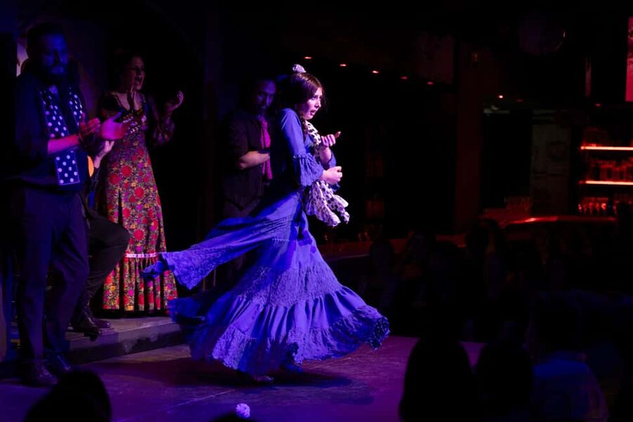 Barcelona: Flamenco Show with Drink at La Rambla - Finding El Duende at Barcelona’s Most Flamenco-Friendly Address