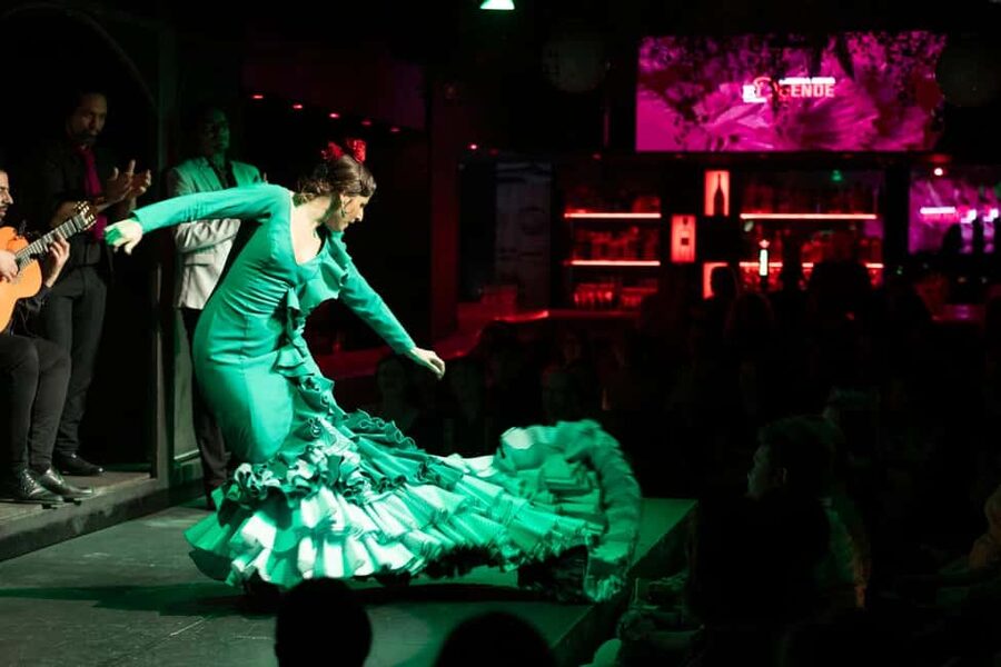Barcelona: Flamenco Show with Drink Option at La Rambla - Key things to know before you go