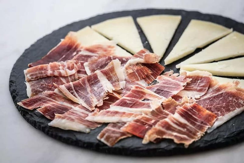 Barcelona: Flamenco, Tapas &Sangria - How the 2-hour format works (and why it can feel tight)