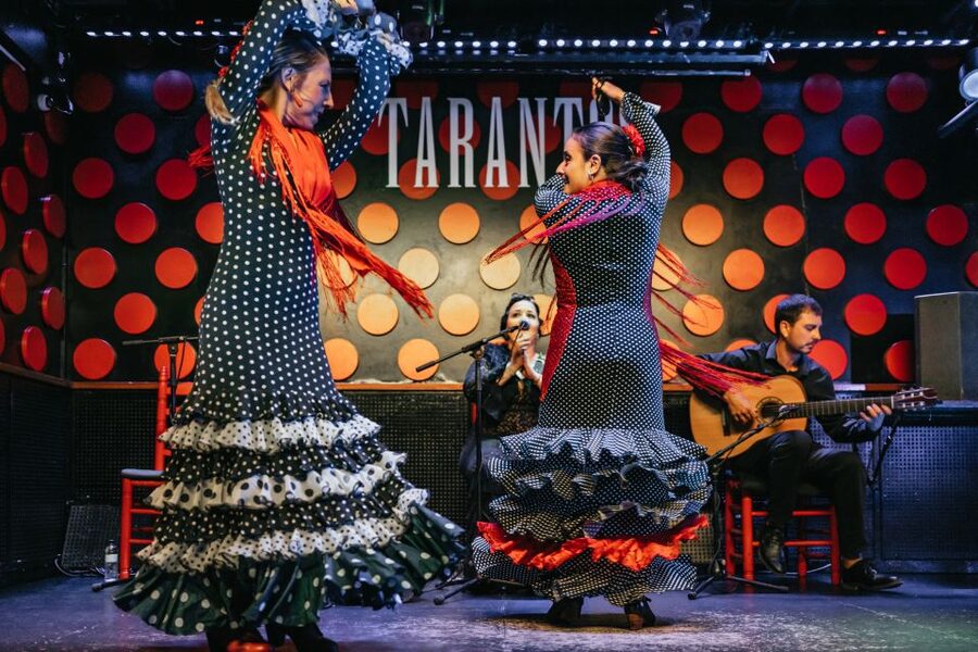 Barcelona: Los Tarantos Flamenco Show - Should you book this flamenco show in Barcelona?