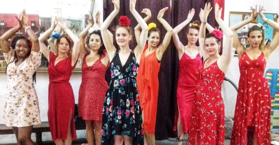 Flamenco Dance Lesson: 60-Minute Class in Seville - The Flamenco Basics You Actually Use: Claps, Palms, Body