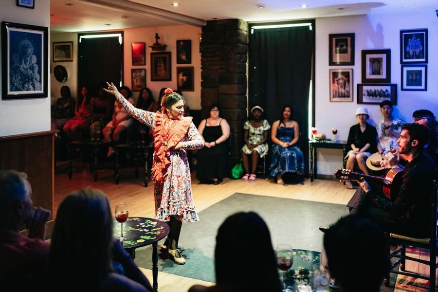 Flamenco Show & Sangria Tasting - The 18:30 transfer to Baraka: a short walk, a big change in energy