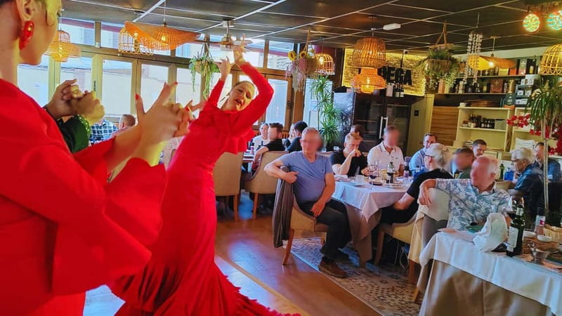 Fuengirola: Flamenco Show & Dinner at Tipi Tapa, near Mijas - When to arrive in Fuengirola: turning dinner time into a perfect 3–4.5 hours