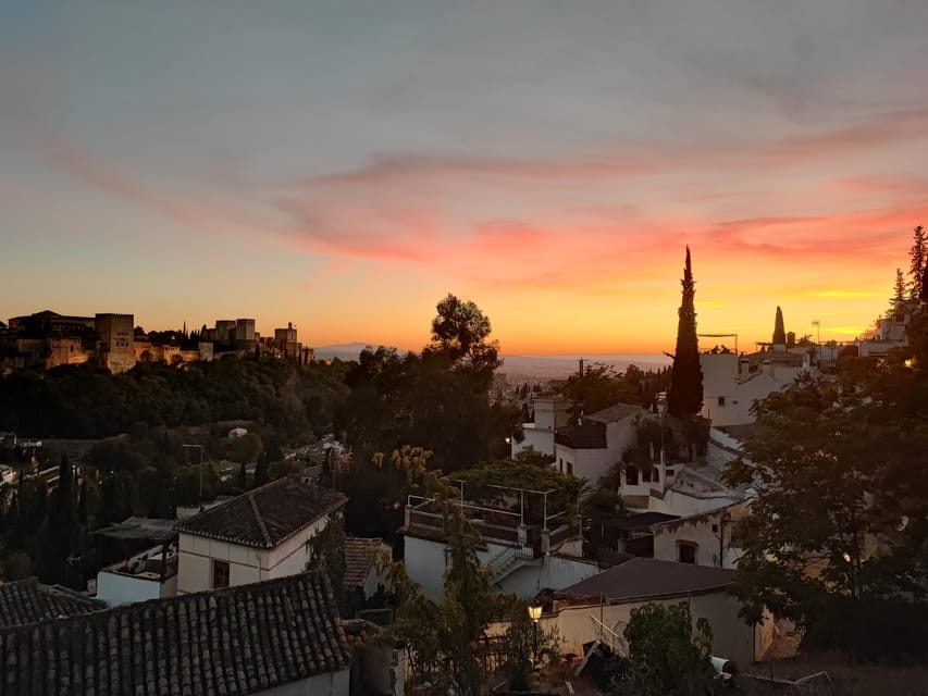 Granada: Albaicín and Sacromonte Sunset Tour & Flamenco Show - Key things I’d watch for