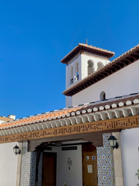 Granada: Albaicín and Sacromonte Sunset Tour & Flamenco Show - Price and value: why $58 can make sense here