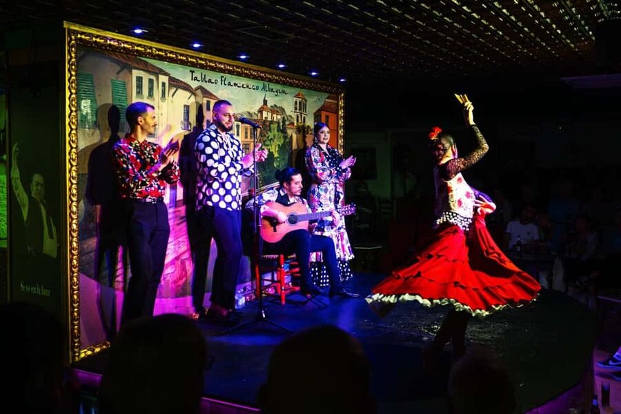 Granada: Flamenco Show at Tablao Flamenco Albayzín - Should You Book Tablao Flamenco Albayzín?