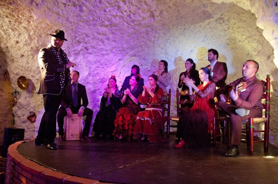 Granada: Flamenco Show at Templo del Flamenco with Drink - Seats, sight lines, and how to get the best view