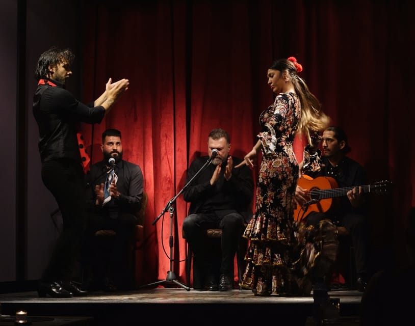 Intimate Authentic Flamenco Show in Barcelona at Casa Sors - What to watch for in the dance, singing, and guitar