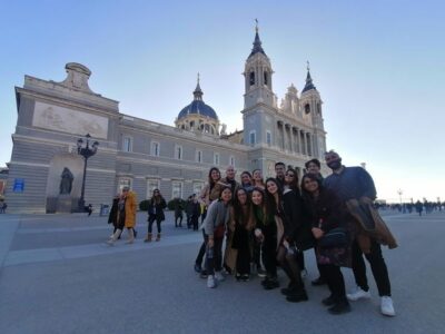 Madrid: Full-Day Private City Tour with Flamenco Show & Meal - Churros and napolitanas: a Madrid breakfast you can actually taste
